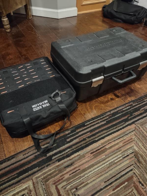 V2 inca4x4 tool briefcase & socket wrench organizer